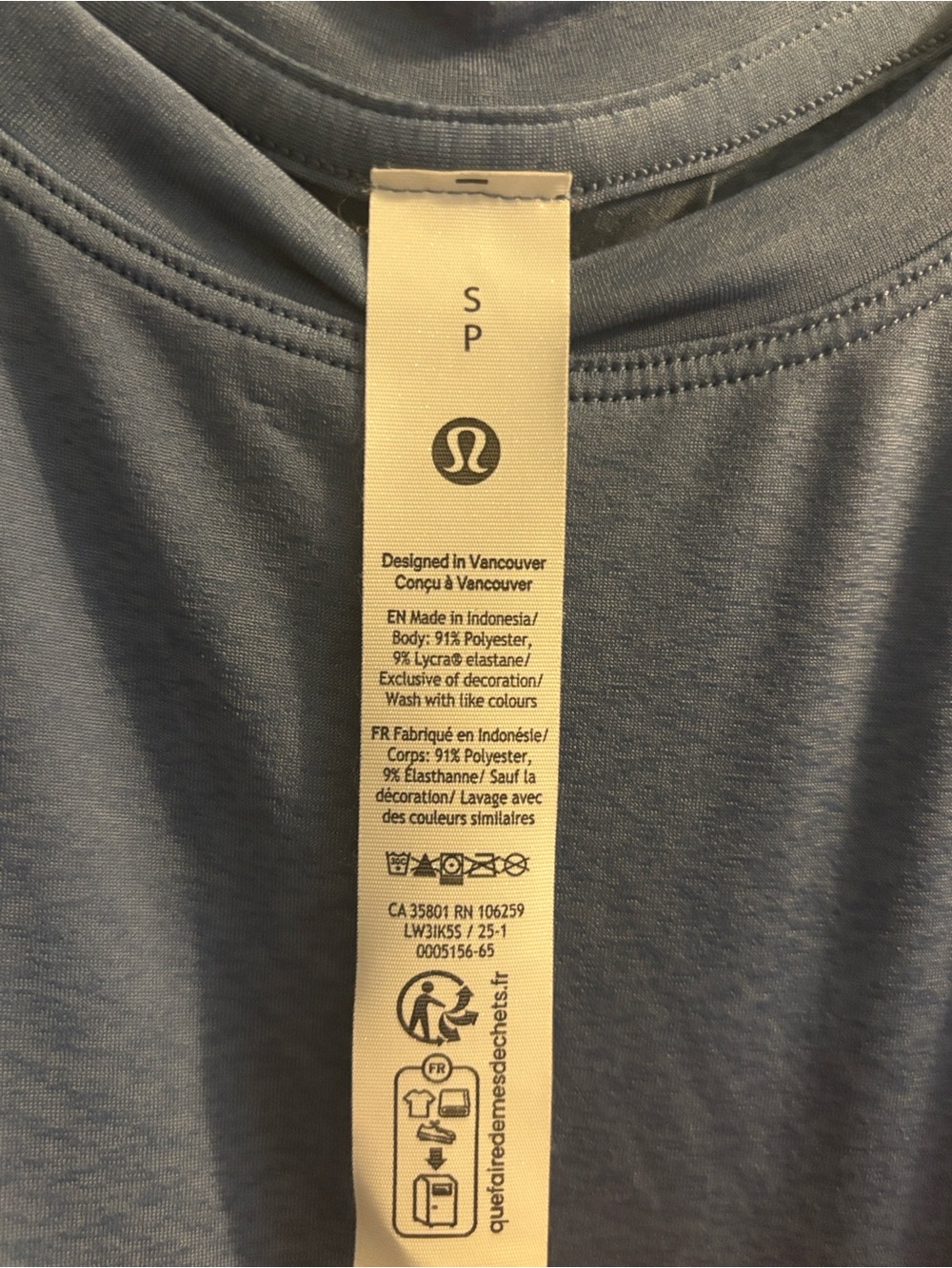 Lululemon lightweight split-back training t-shirt - Picture 3 of 3